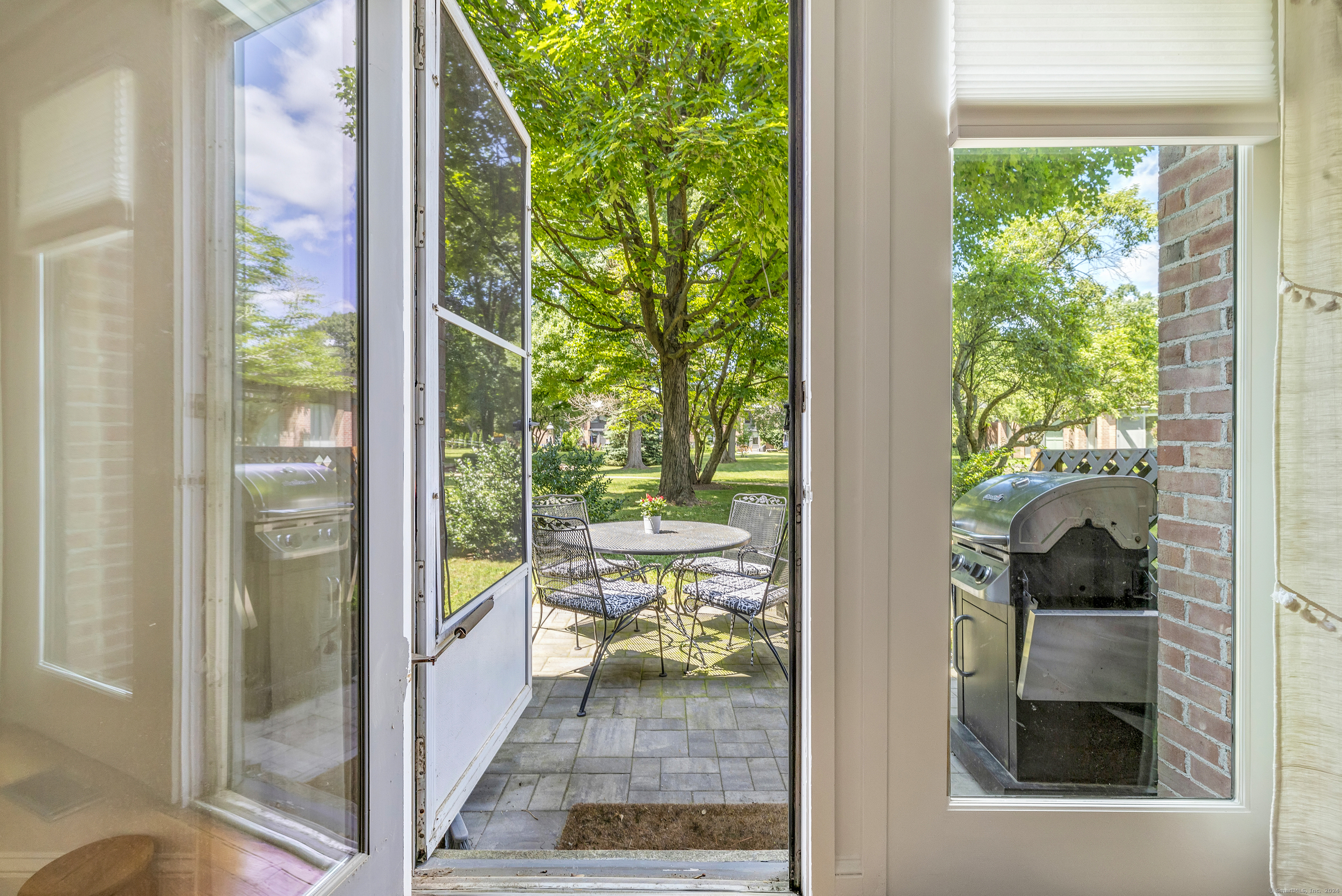 160 Fairfield Woods Road APT 29
