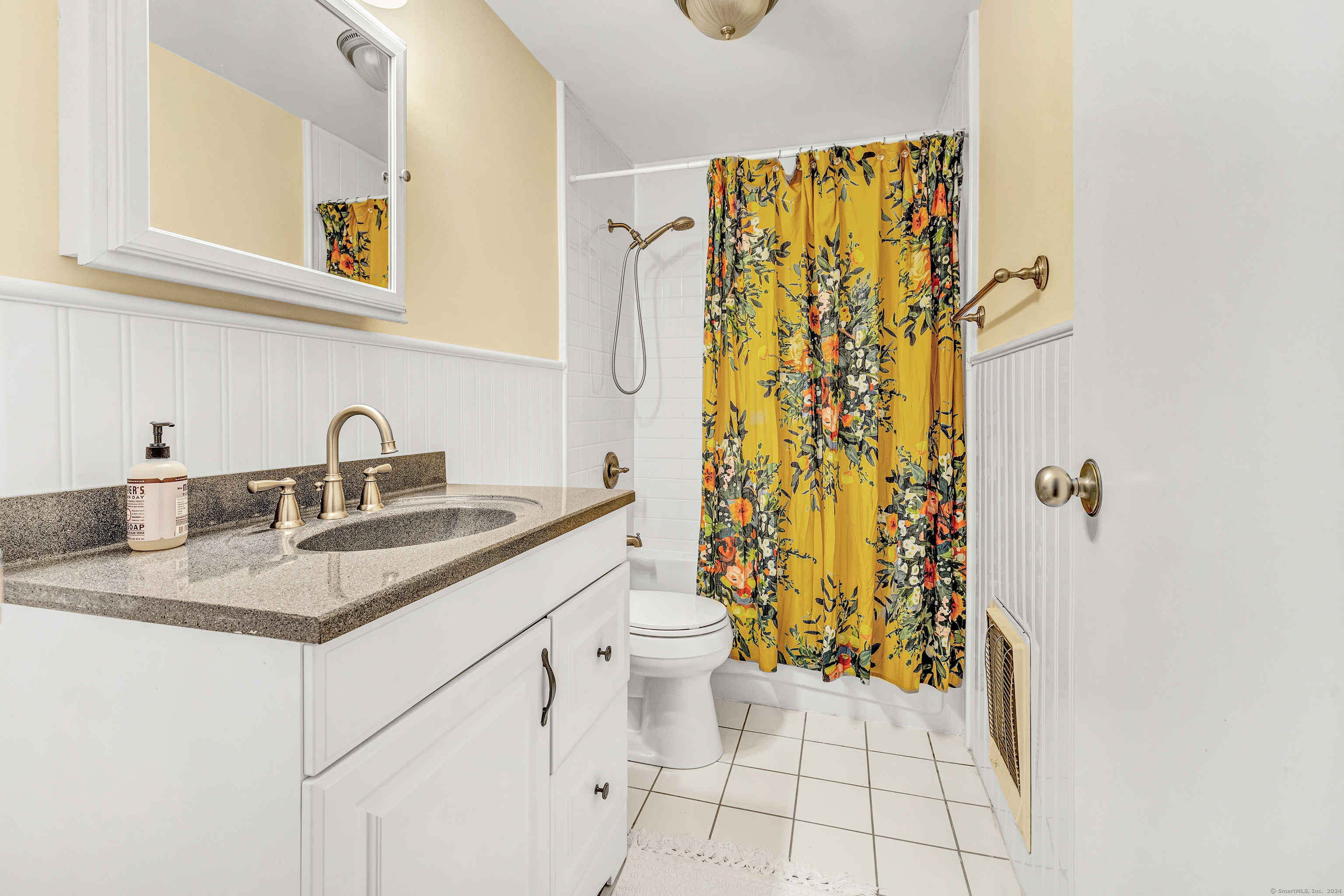 160 Fairfield Woods Road APT 29