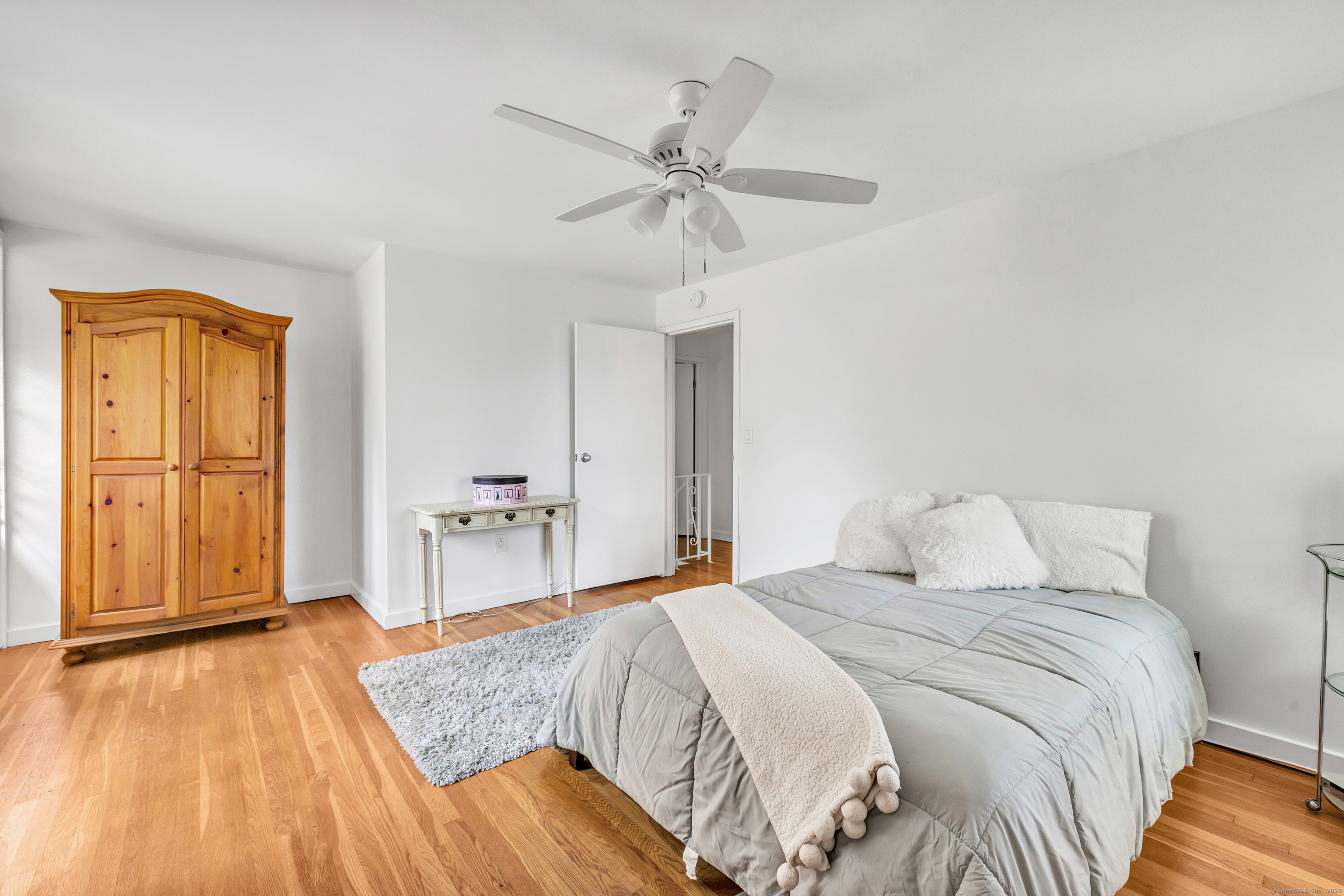 160 Fairfield Woods Road APT 29