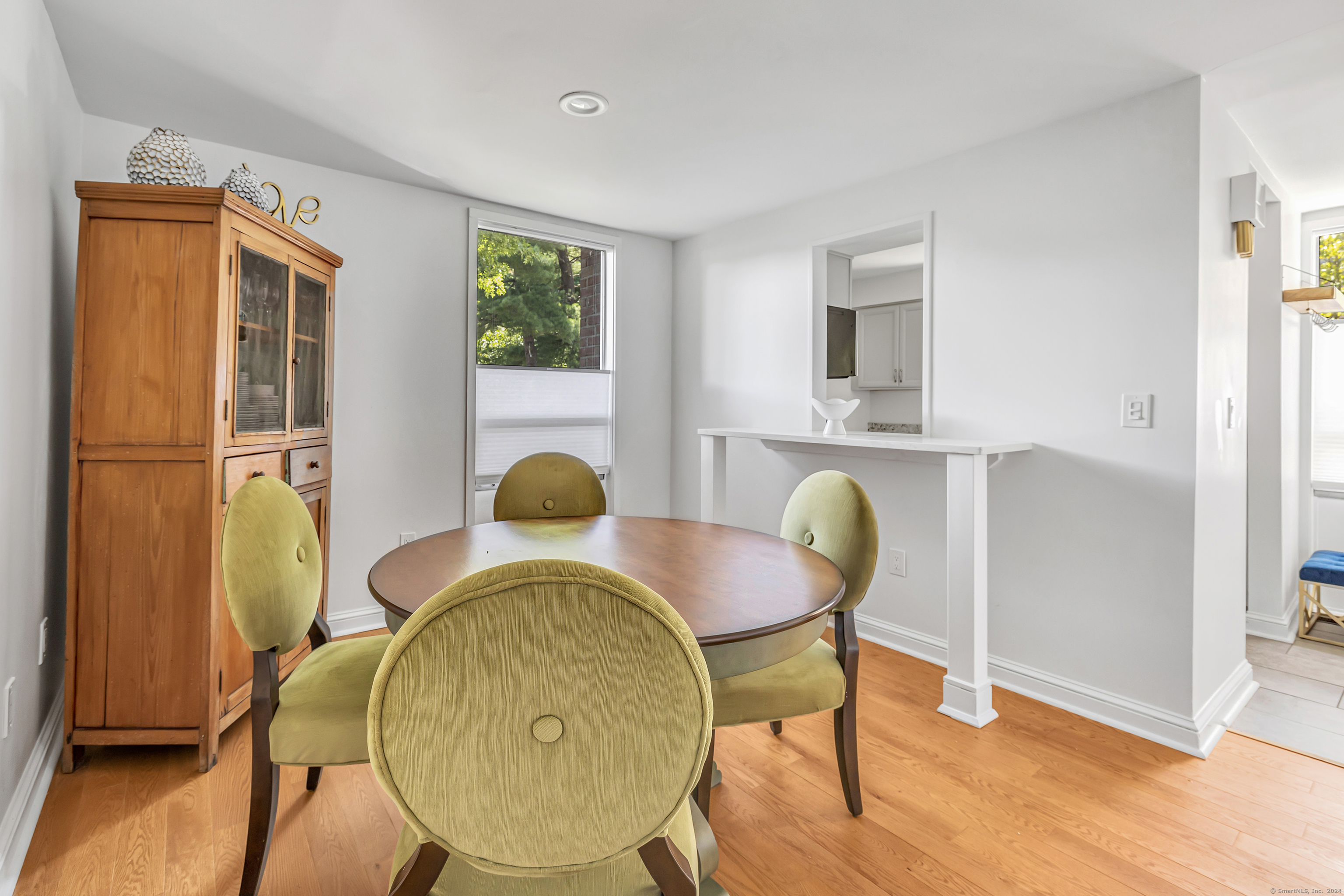 160 Fairfield Woods Road APT 29