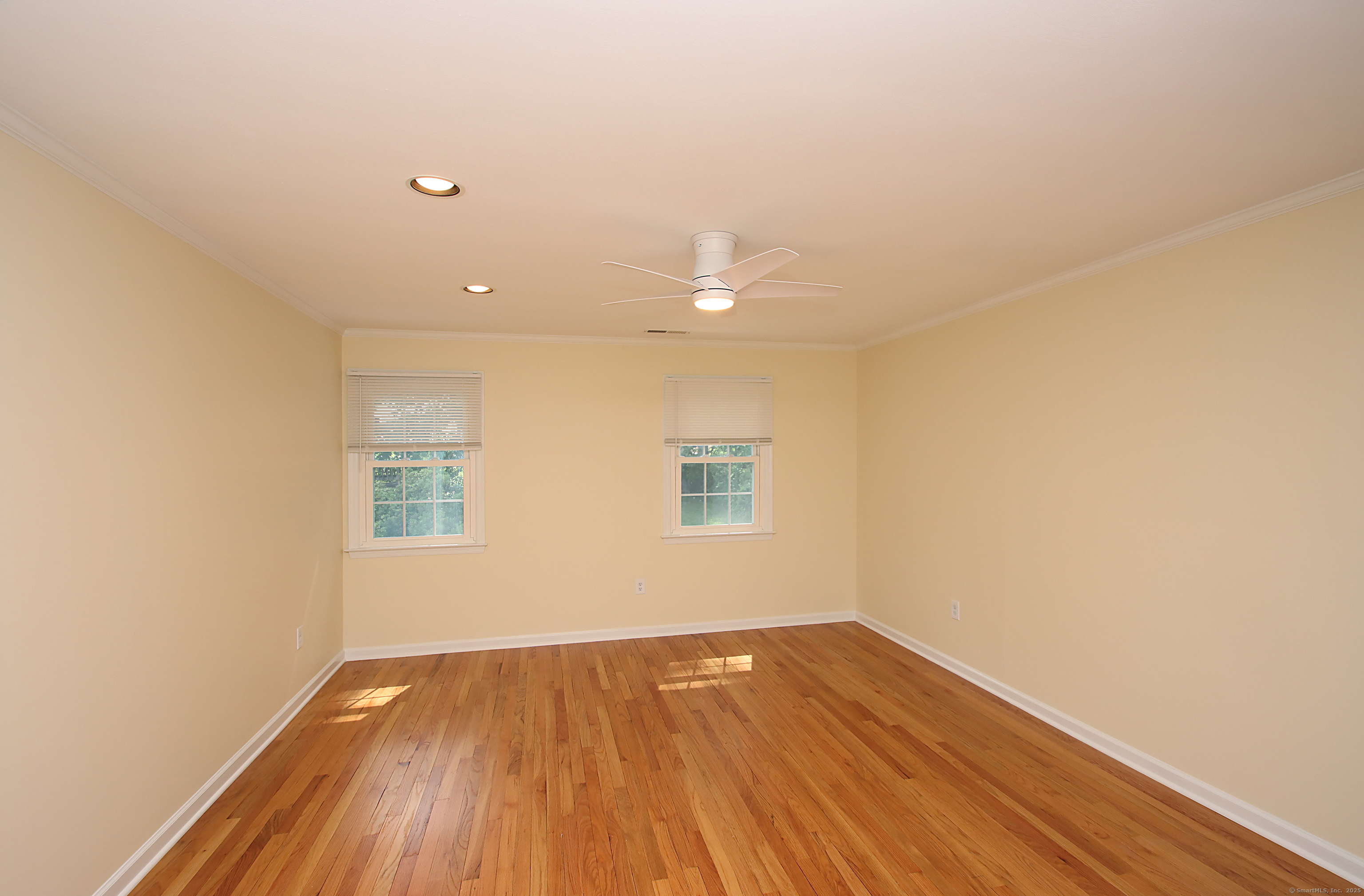37 Lamplighter Lane