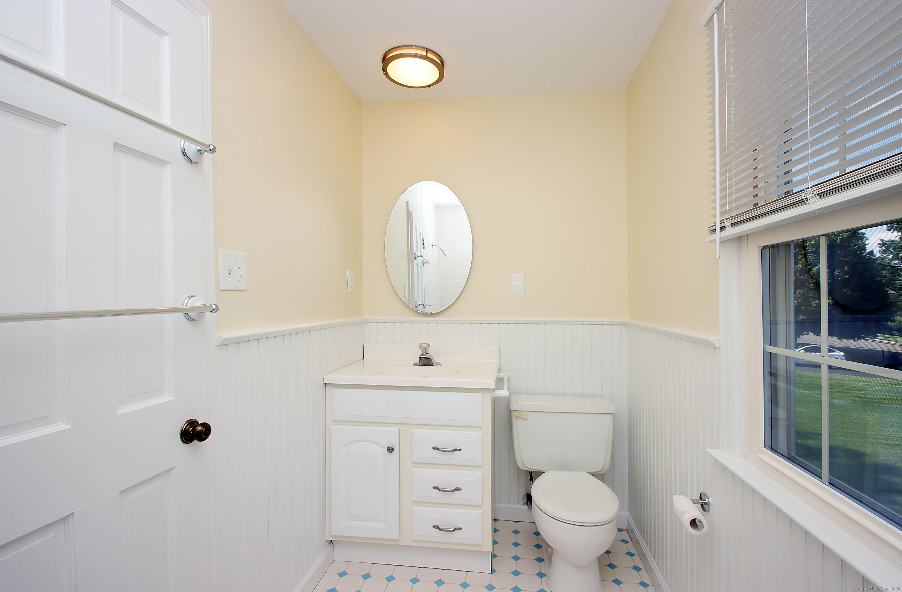 37 Lamplighter Lane