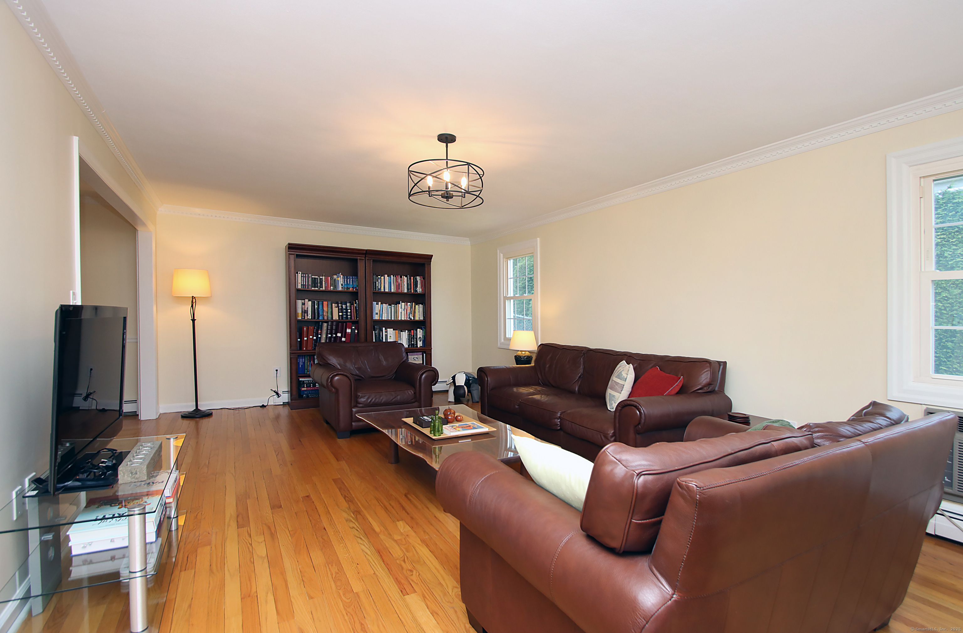 37 Lamplighter Lane