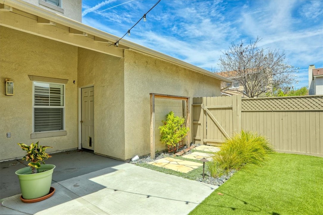 1756 Singletree Court