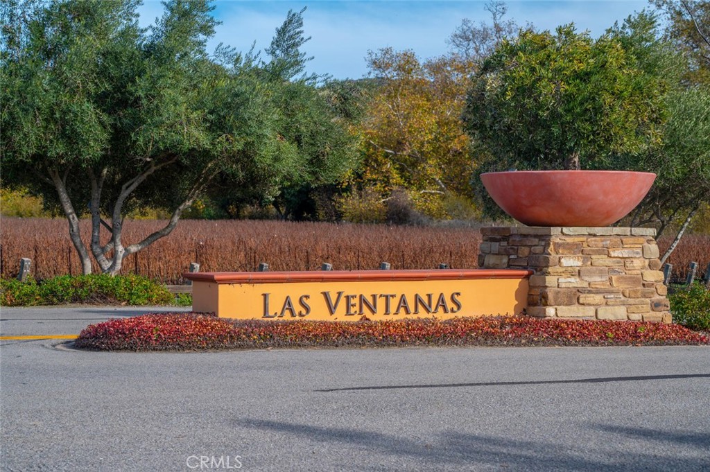 720 Avenida Alcola