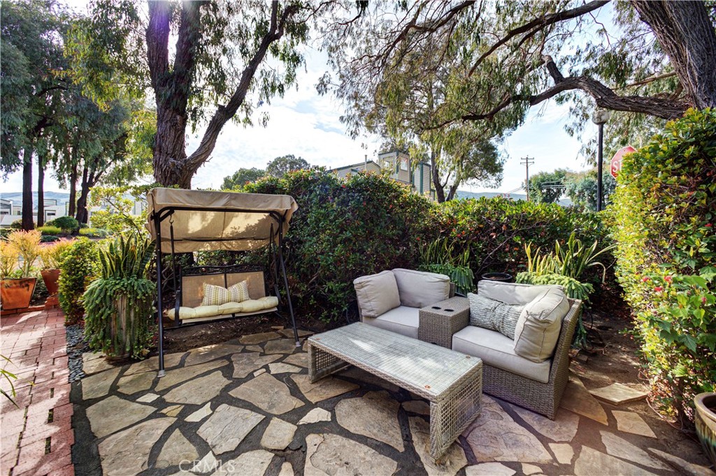 1445 Prefumo Canyon Road 1