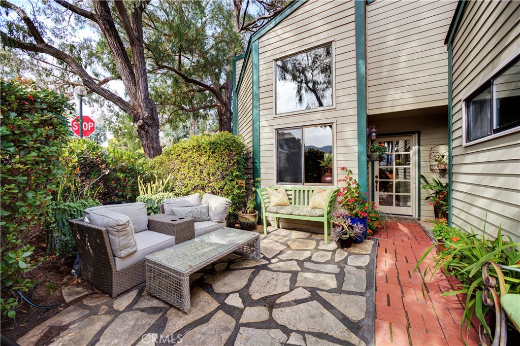 1445 Prefumo Canyon Road 1