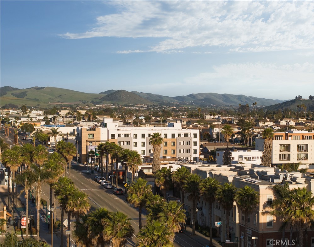 402 W. Grand Ave 409