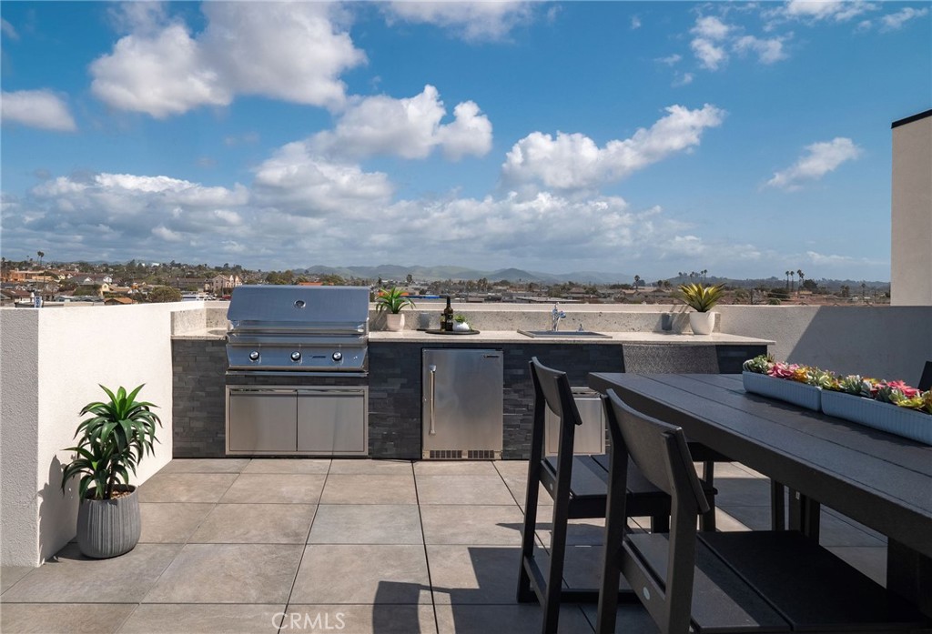 402 W. Grand Ave 409