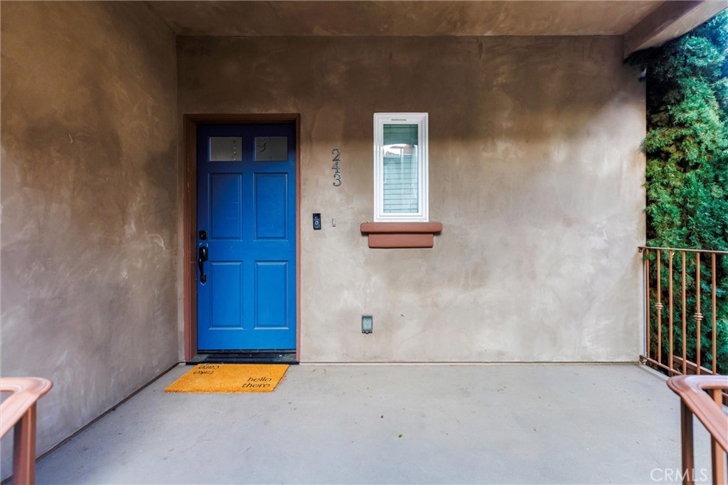 243 N Chorro Street 9