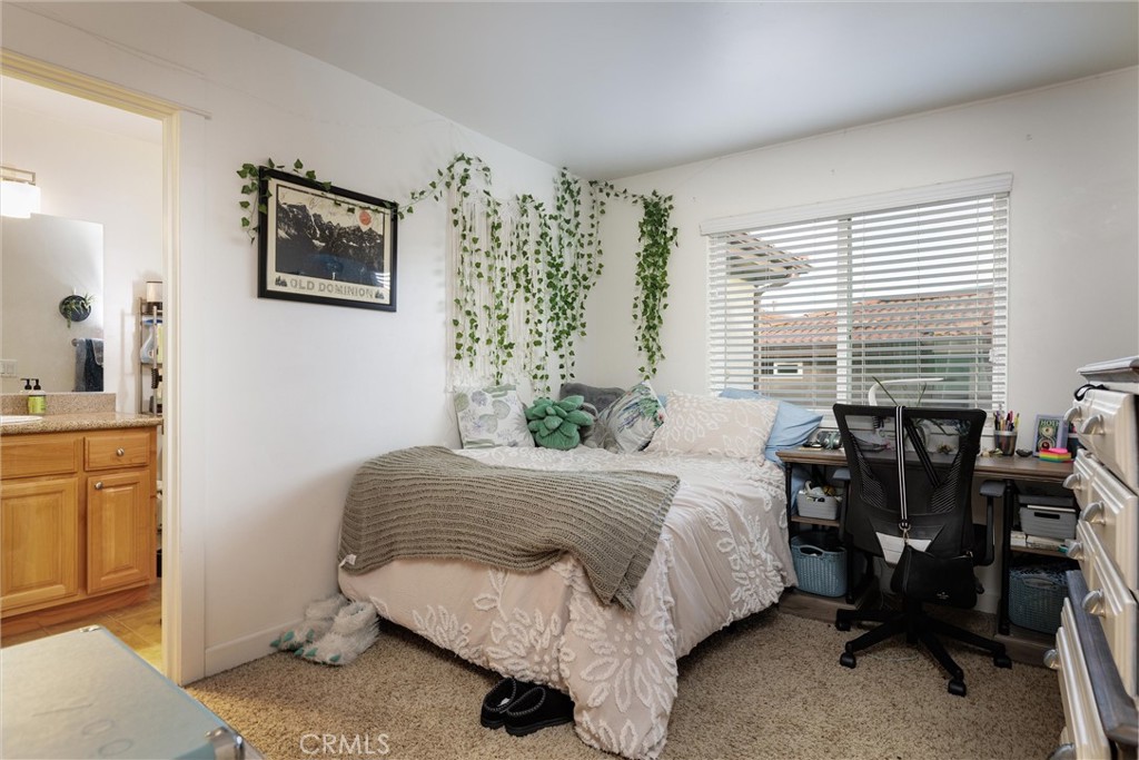 243 N Chorro Street 9