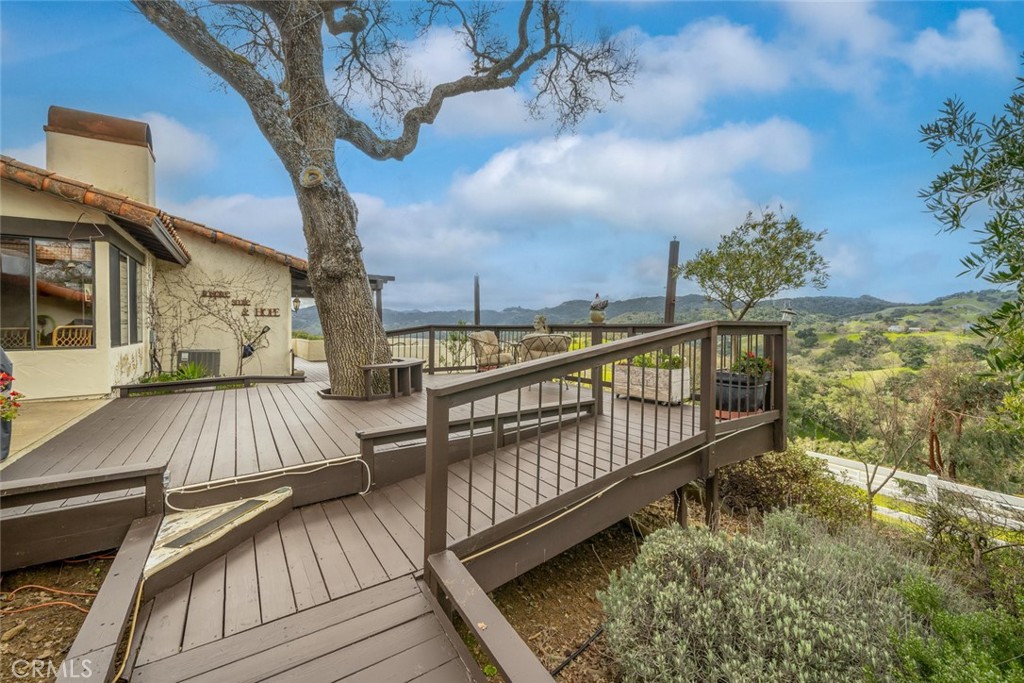 9205 Balboa Rd.