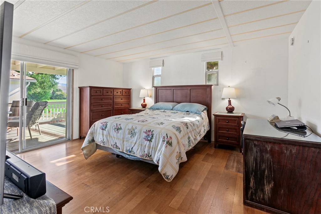 1637 Gathe Drive 32