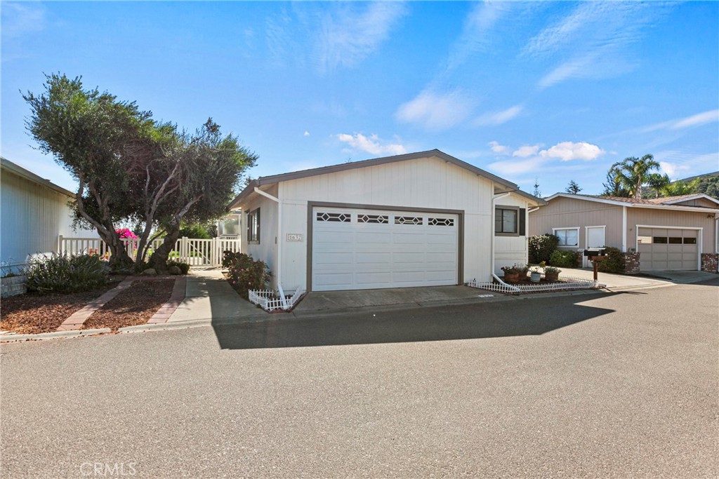 1637 Gathe Drive 32