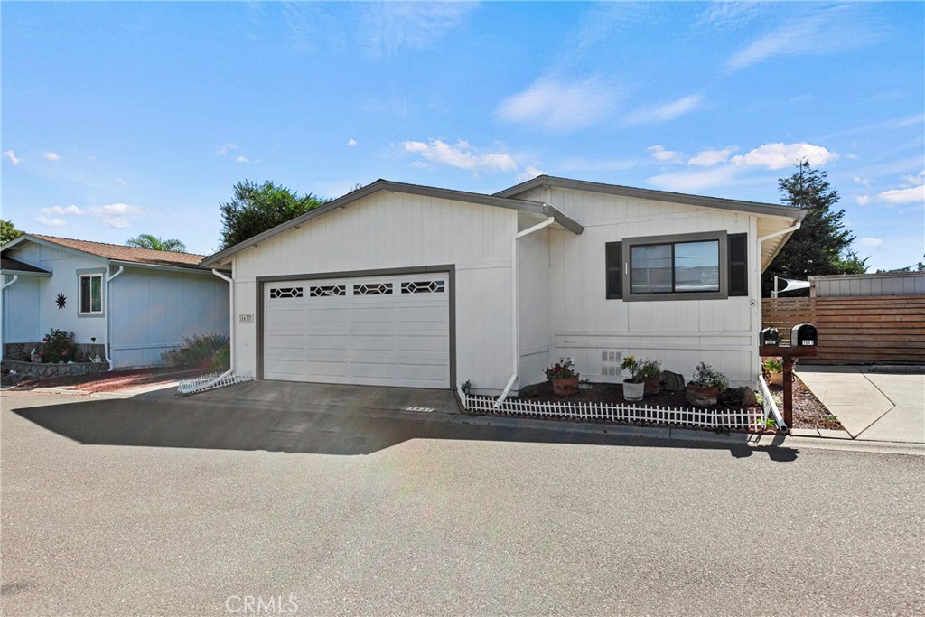 1637 Gathe Drive 32