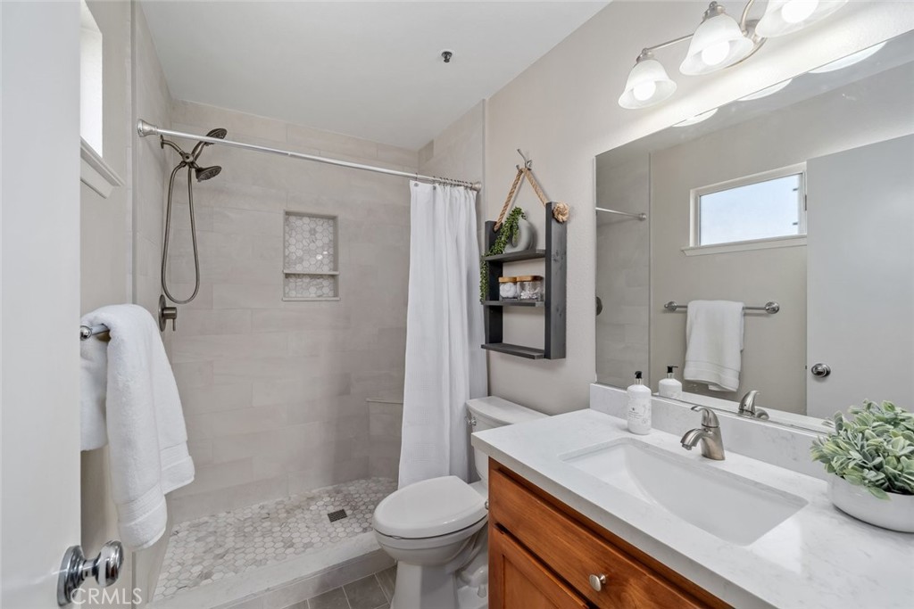 1031 Southwood Drive B