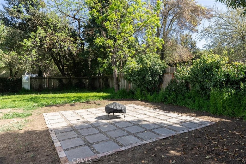 5285 Ensenada Avenue