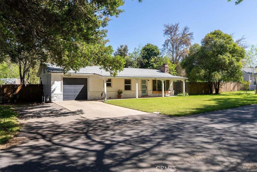 5285 Ensenada Avenue