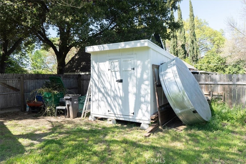 5285 Ensenada Avenue