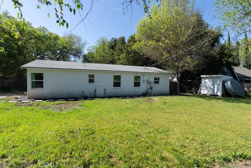 5285 Ensenada Avenue