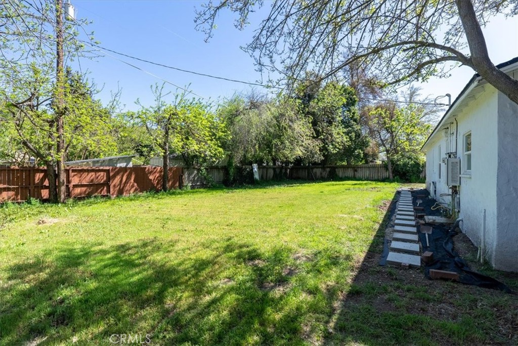 5285 Ensenada Avenue