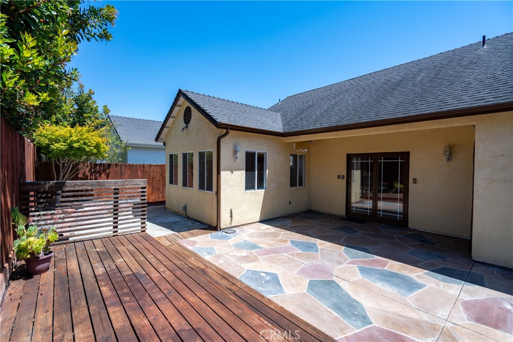 1550 Strawberry Avenue