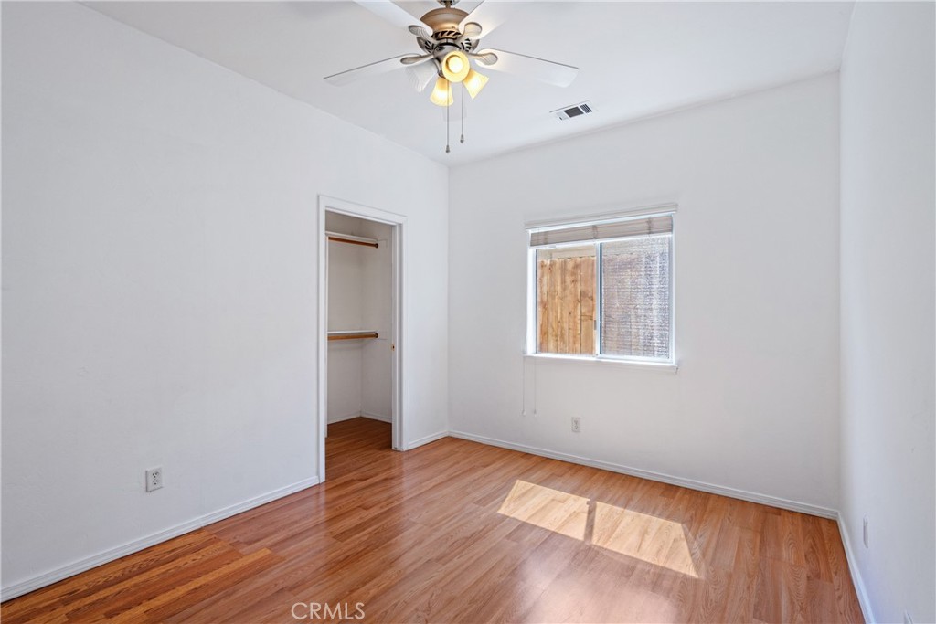 1550 Strawberry Avenue