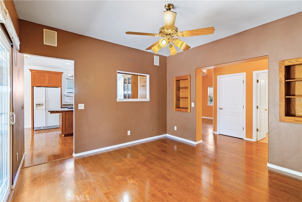 1550 Strawberry Avenue