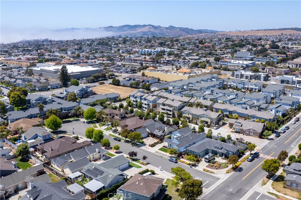 1550 Strawberry Avenue