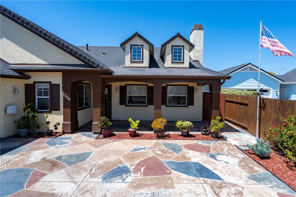 1550 Strawberry Avenue