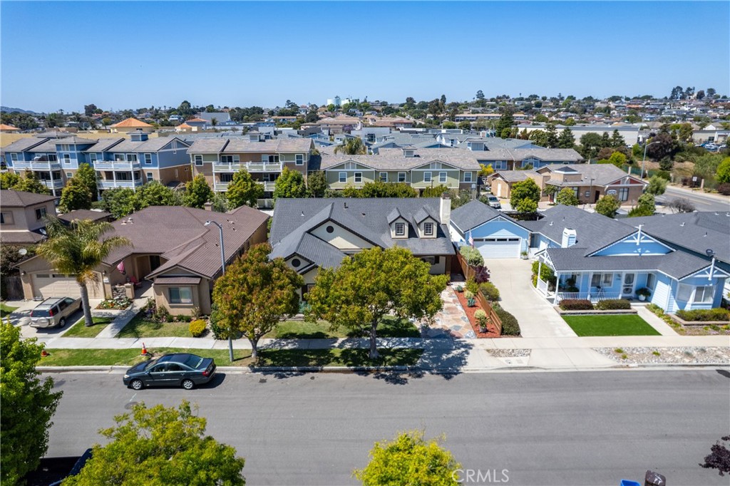 1550 Strawberry Avenue