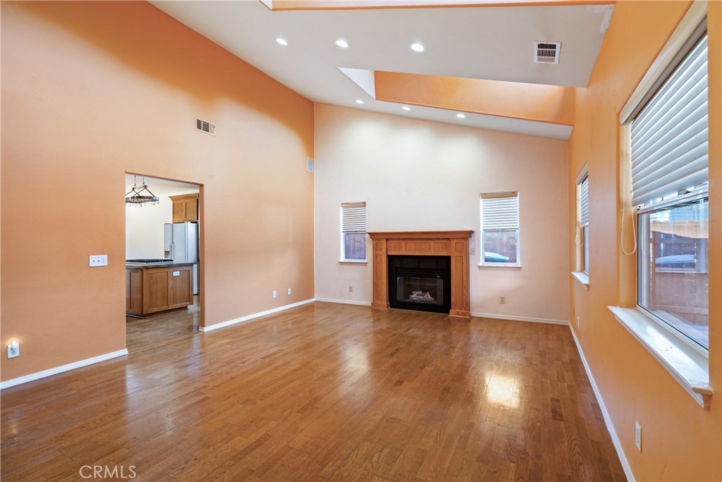 1550 Strawberry Avenue