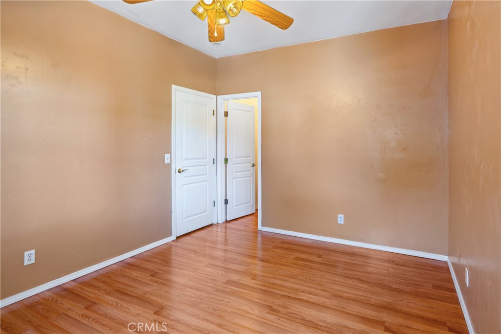 1550 Strawberry Avenue