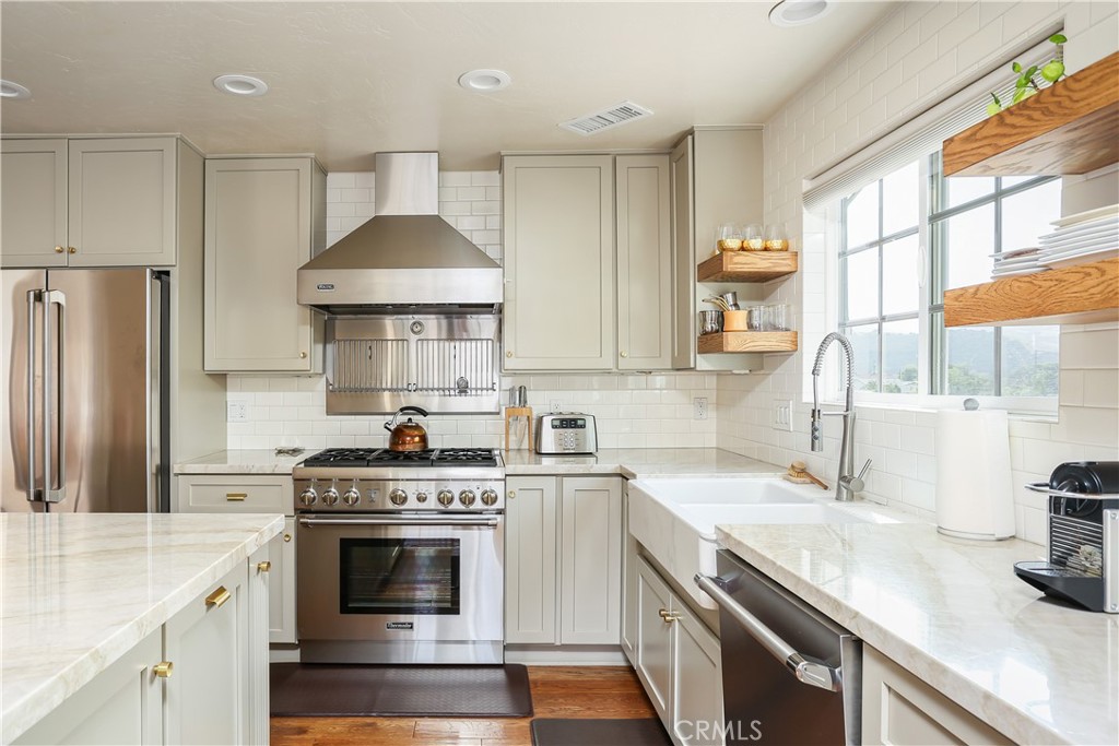 807 Plata Road
