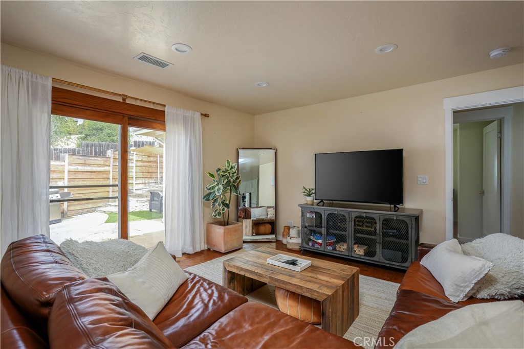 807 Plata Road