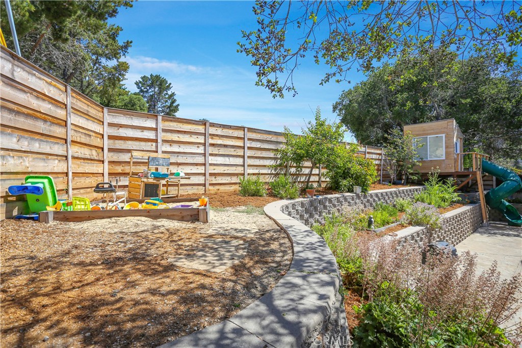 807 Plata Road