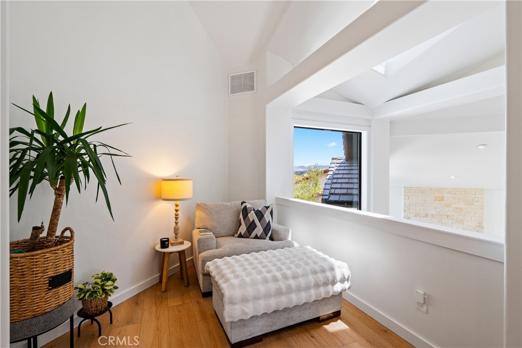 433 Emerald Bay Drive