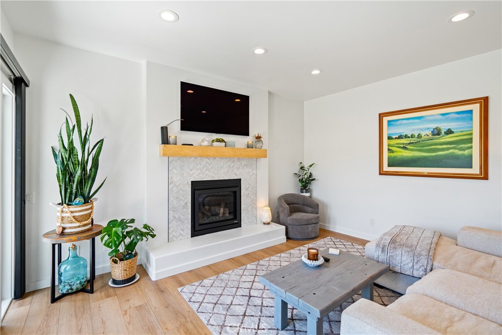 433 Emerald Bay Drive