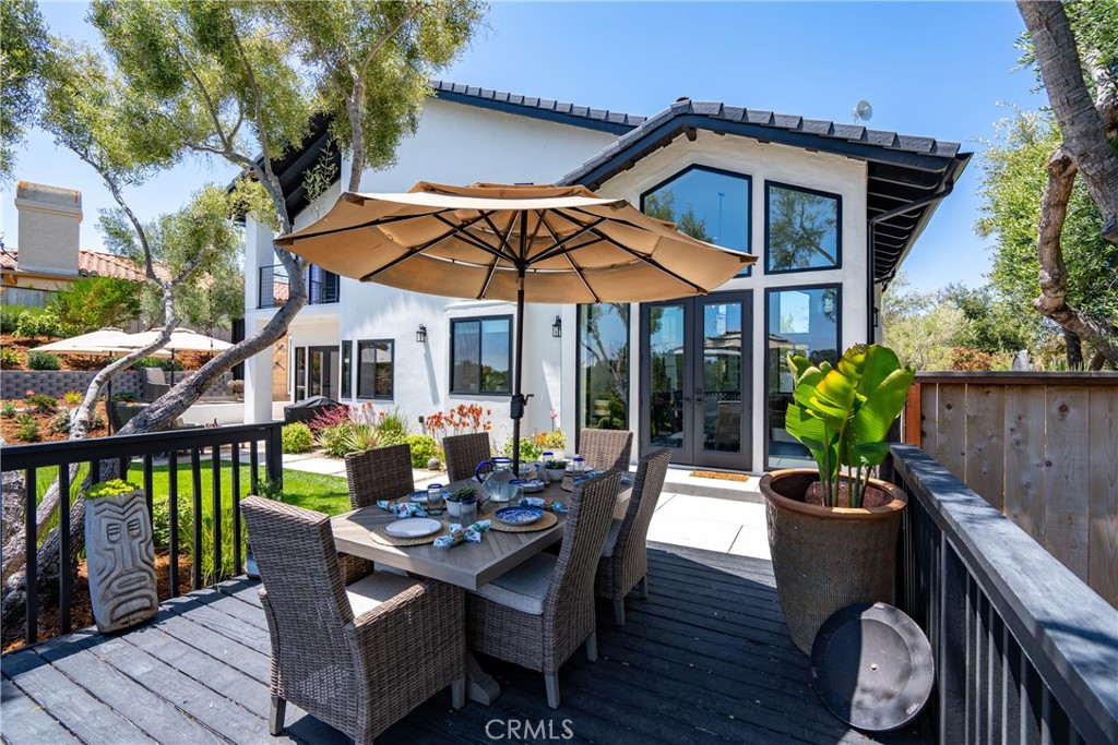 433 Emerald Bay Drive