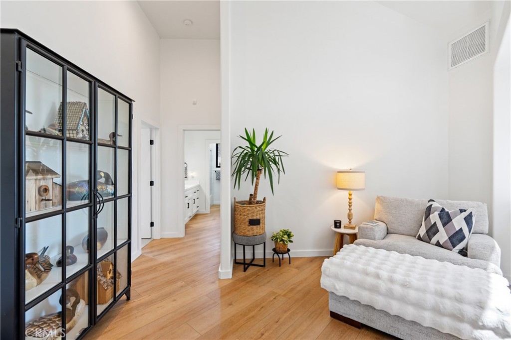 433 Emerald Bay Drive