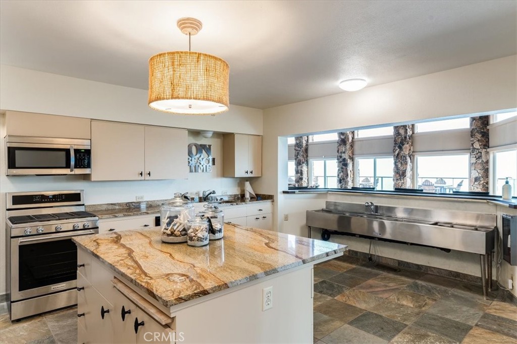 2251 Shell Beach Rd 13