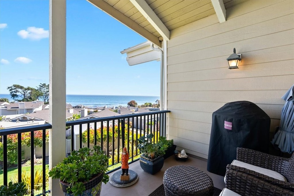 2251 Shell Beach Road 19