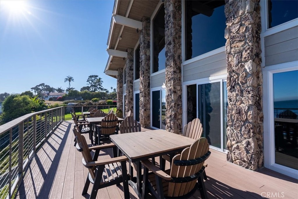 2251 Shell Beach Road 19