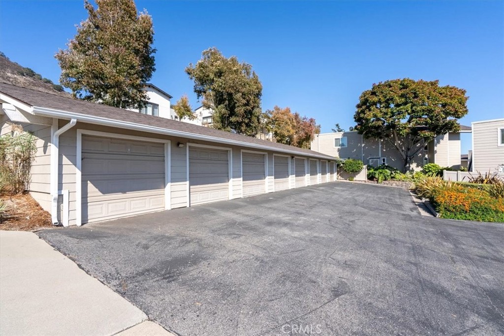 2251 Shell Beach Road 19