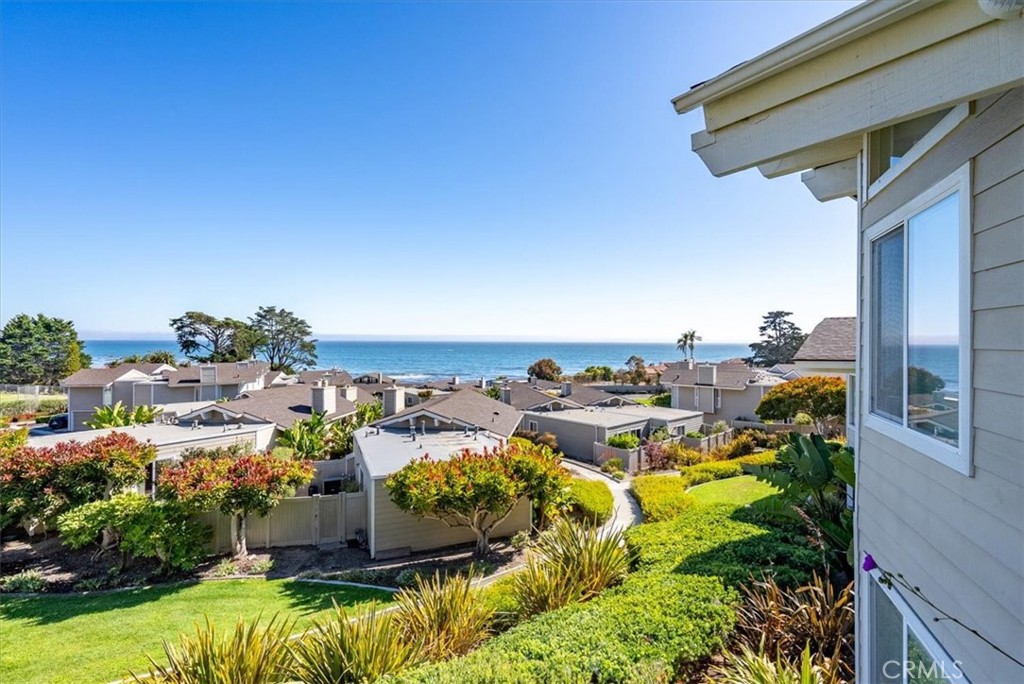 2251 Shell Beach Road 19