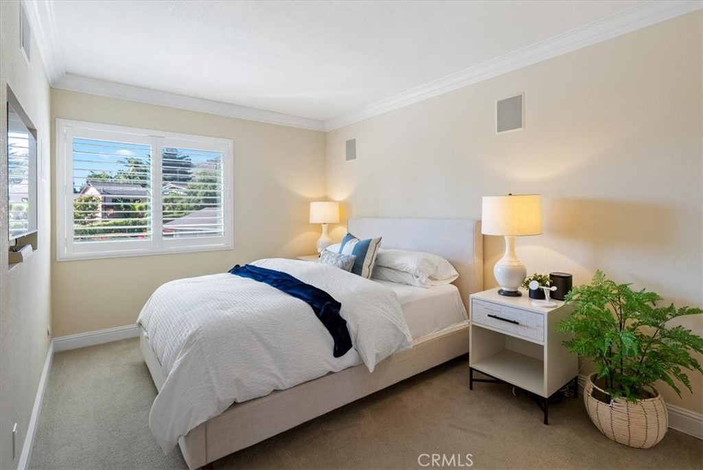 2251 Shell Beach Road 19