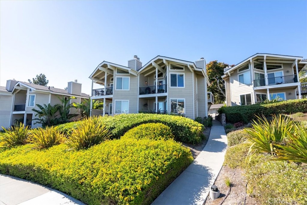 2251 Shell Beach Road 19