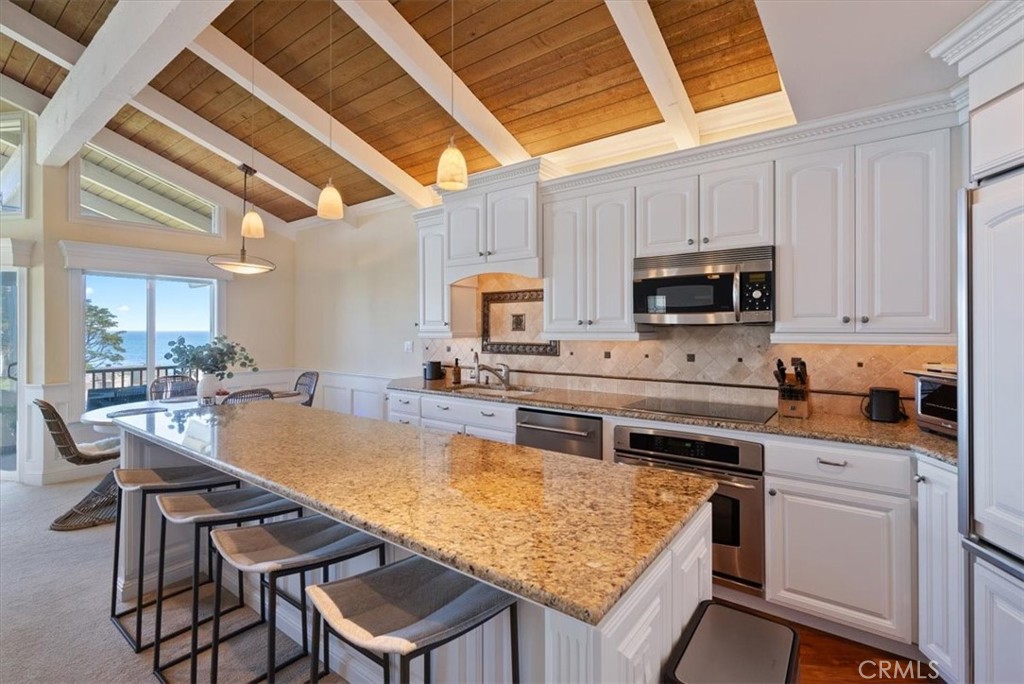 2251 Shell Beach Road 19