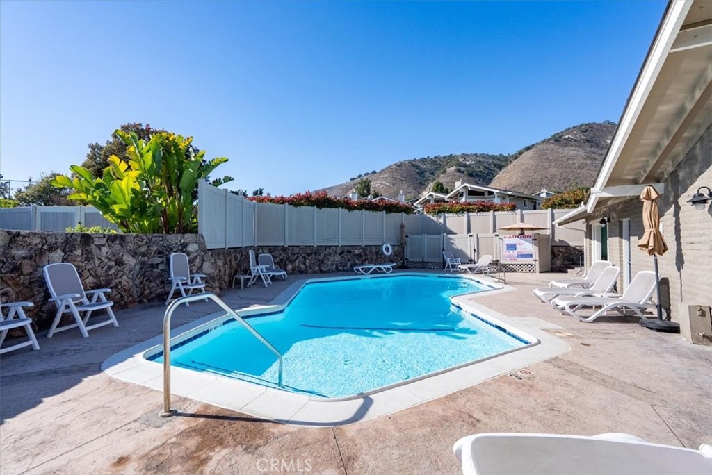 2251 Shell Beach Road 19