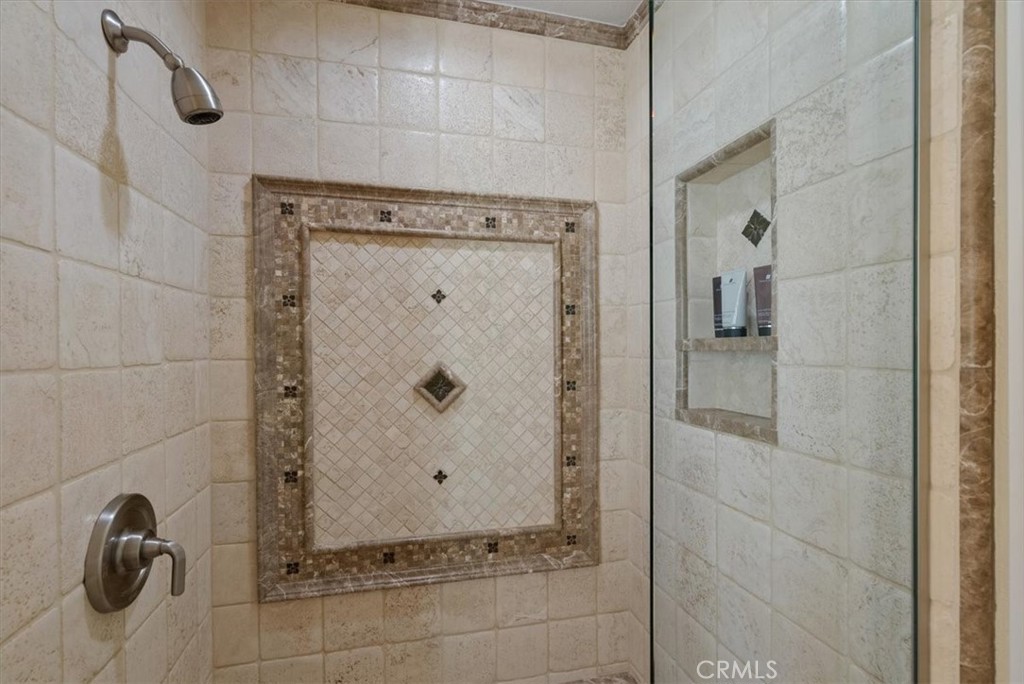 2251 Shell Beach Road 19